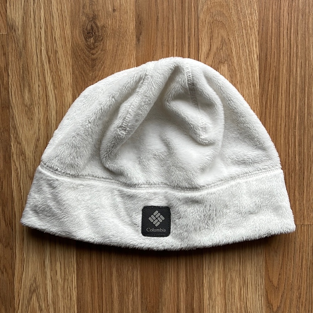 Columbia white hat
